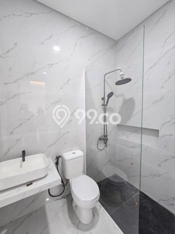 Dijual Rumah Luas Megah Dengan View Eksklusif di Bintaro, Tangerang Selatan Dijual Rumah Luas Megah Dengan View Eksklusif di Bintaro, Tangerang Selatan