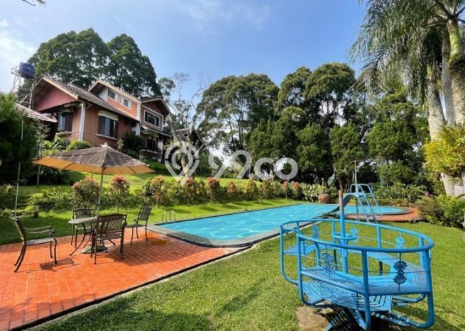 PELUANG INVESTASI! Vila Kawasan Cisarua, Luas 3960m2m², Potensi Bagus PELUANG INVESTASI! Vila Kawasan Cisarua, Luas 3960m2m², Potensi Bagus