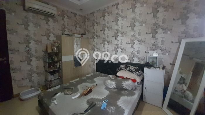 Dijual Cepat Rumah Bagus Siap Huni LB 180m2 di Cipayung, Jakarta Timur Dijual Cepat Rumah Bagus Siap Huni LB 180m2 di Cipayung, Jakarta Timur
