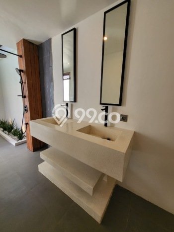 Vila Strategis Kawasan , Dimensi 122m2m², Lingkungan Asri untuk Anda Vila Strategis Kawasan , Dimensi 122m2m², Lingkungan Asri untuk Anda