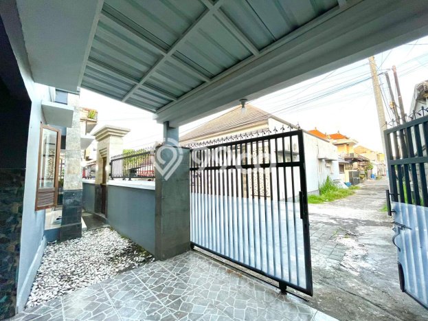 Lokasi strategis! Rumah siap pakai dikontrakkan di Denpasar Selatan LB 110m2 Lokasi strategis! Rumah siap pakai dikontrakkan di Denpasar Selatan LB 110m2