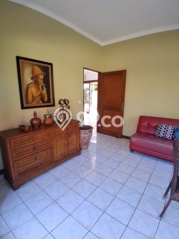 Siap Huni Rumah Mewah 4 Kamar di Denpasar Selatan Dekat ke Mana Pun Siap Huni Rumah Mewah 4 Kamar di Denpasar Selatan Dekat ke Mana Pun
