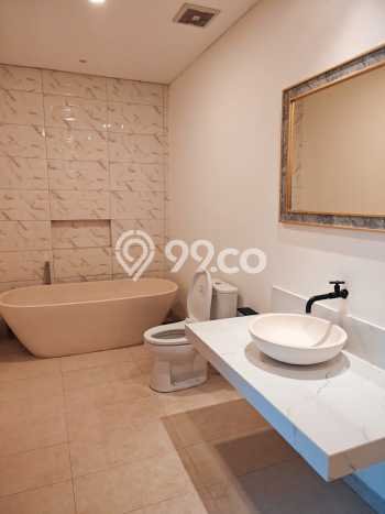 Vila Kawasan , Area 206m2m², Akses Mudah Pusat Kota Vila Kawasan , Area 206m2m², Akses Mudah Pusat Kota