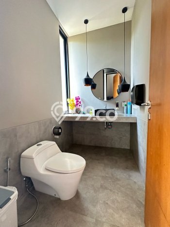 Vila Strategis di , Area 700m2m², Area Nyaman untuk keluarga Vila Strategis di , Area 700m2m², Area Nyaman untuk keluarga