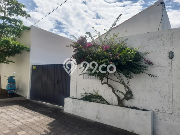 Rumah Modern 2 Kamar LT 100m2 di Canggu Rumah Modern 2 Kamar LT 100m2 di Canggu