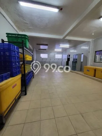 Unit Gudang Dijual di Badung LT 240m2 & LB 240m2 Unit Gudang Dijual di Badung LT 240m2 & LB 240m2