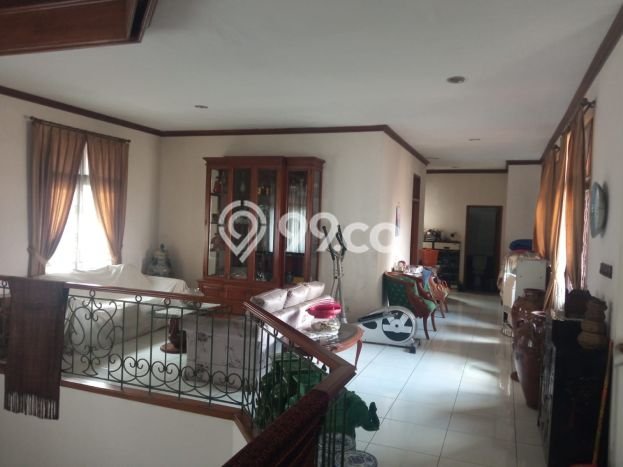 Dijual Rumah Mewah Elegan Dengan View Cantik di Rawamangun, Jakarta Timur Dijual Rumah Mewah Elegan Dengan View Cantik di Rawamangun, Jakarta Timur