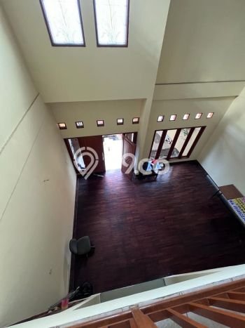 Hunian Mewah LB 600m2 Siap Huni Desain Elegan di Rawamangun, Jakarta Timur Hunian Mewah LB 600m2 Siap Huni Desain Elegan di Rawamangun, Jakarta Timur