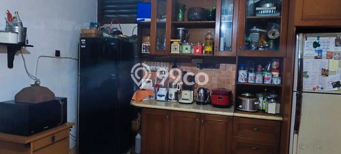 Rumah Elit LB 254m2 Siap Huni Desain Elegan di Rawamangun, Jakarta Timur Rumah Elit LB 254m2 Siap Huni Desain Elegan di Rawamangun, Jakarta Timur