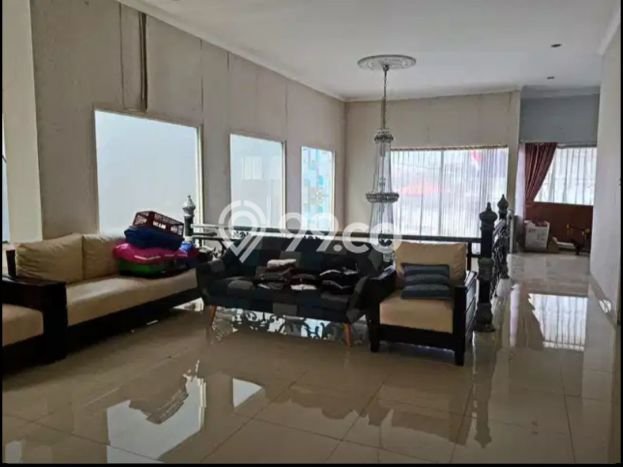 Hunian Elit LB 400m2 Siap Huni Desain Elegan di Rawamangun, Jakarta Timur Hunian Elit LB 400m2 Siap Huni Desain Elegan di Rawamangun, Jakarta Timur