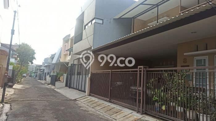 Jual Rumah Luas Megah Dengan View Cantik di Rawamangun, Jakarta Timur Jual Rumah Luas Megah Dengan View Cantik di Rawamangun, Jakarta Timur