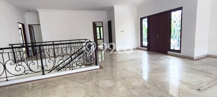 Hunian Mewah LB 710m2 Siap Huni Desain Elegan di Rawamangun, Jakarta Timur Hunian Mewah LB 710m2 Siap Huni Desain Elegan di Rawamangun, Jakarta Timur