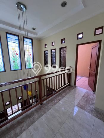 Hunian Mewah LB 600m2 Siap Huni Desain Elegan di Rawamangun, Jakarta Timur Hunian Mewah LB 600m2 Siap Huni Desain Elegan di Rawamangun, Jakarta Timur