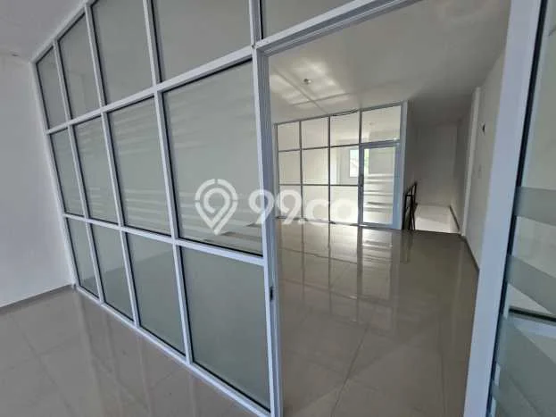 Ruko untuk disewa di Batam Kota punya LT 95m2 & LB 245m2 harga sewa kompetitif Ruko untuk disewa di Batam Kota punya LT 95m2 & LB 245m2 harga sewa kompetitif