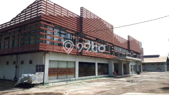 Unit Gudang disewakan di Gunung Putri Bogor dengan LT 27000m2 / LB 14700m2 Unit Gudang disewakan di Gunung Putri Bogor dengan LT 27000m2 / LB 14700m2