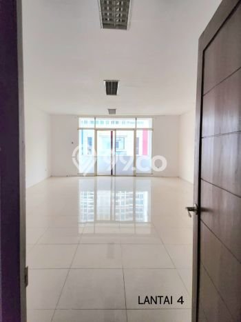 Ruko Usaha Dijual di Kelapa Gading Jakarta Utara LT 96m2 & LB 380m2 Ruko Usaha Dijual di Kelapa Gading Jakarta Utara LT 96m2 & LB 380m2