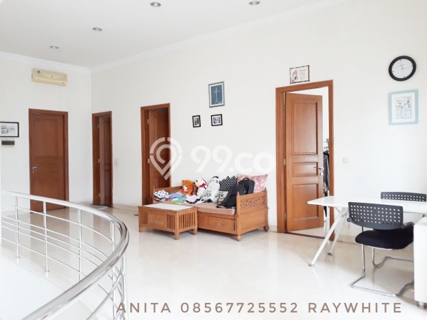 Hunian Elit LB 550m2 Siap Pakai Desain Elegan di Sunter, Jakarta Utara Hunian Elit LB 550m2 Siap Pakai Desain Elegan di Sunter, Jakarta Utara