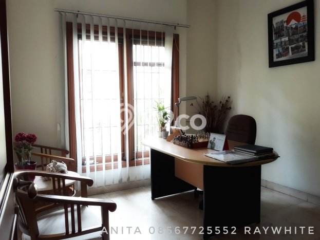 Hunian Elit LB 550m2 Siap Pakai Desain Elegan di Sunter, Jakarta Utara Hunian Elit LB 550m2 Siap Pakai Desain Elegan di Sunter, Jakarta Utara