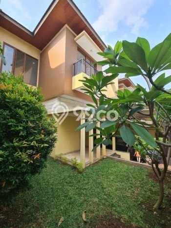 For Sale! Luxury House LT 260m2 Desain Elegan di Kemang For Sale! Luxury House LT 260m2 Desain Elegan di Kemang