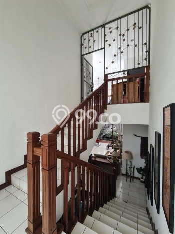 Hunian Eksklusif Siap Huni LT 630m2 di Cinere, Depok Hunian Eksklusif Siap Huni LT 630m2 di Cinere, Depok
