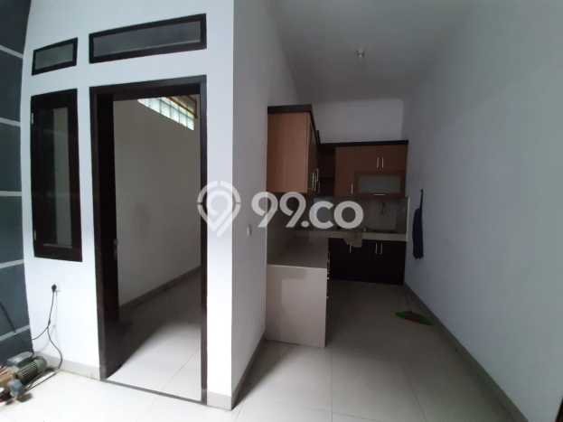 Rumah Disewakan Bandung LT 126m2 LB 170m2 Area Turangga Rumah Disewakan Bandung LT 126m2 LB 170m2 Area Turangga