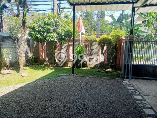 Rumah Mewah LB 200m2 Siap Huni Desain Elegan di Pasteur, Bandung Rumah Mewah LB 200m2 Siap Huni Desain Elegan di Pasteur, Bandung
