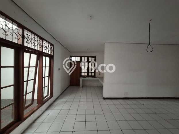 Disewakan segera hunian minimalis strategis 5 Kamar di Antapani, Bandung Disewakan segera hunian minimalis strategis 5 Kamar di Antapani, Bandung