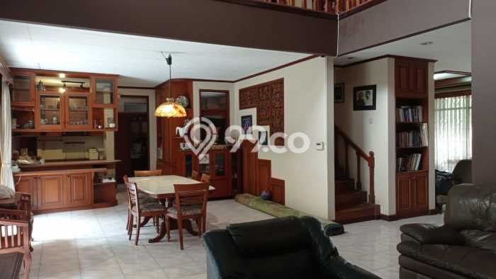 Dijual Rumah Mewah Elegan Dengan View Cantik di Cibogo, Bandung Dijual Rumah Mewah Elegan Dengan View Cantik di Cibogo, Bandung