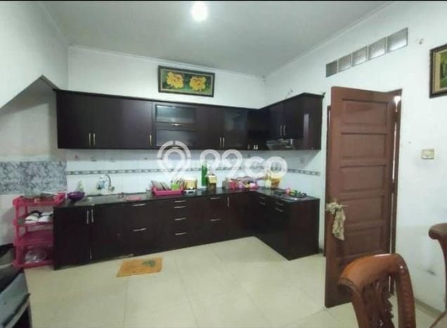 Hunian Cantik Modern Lb 280m2 di Batununggal, Bandung Hunian Cantik Modern Lb 280m2 di Batununggal, Bandung