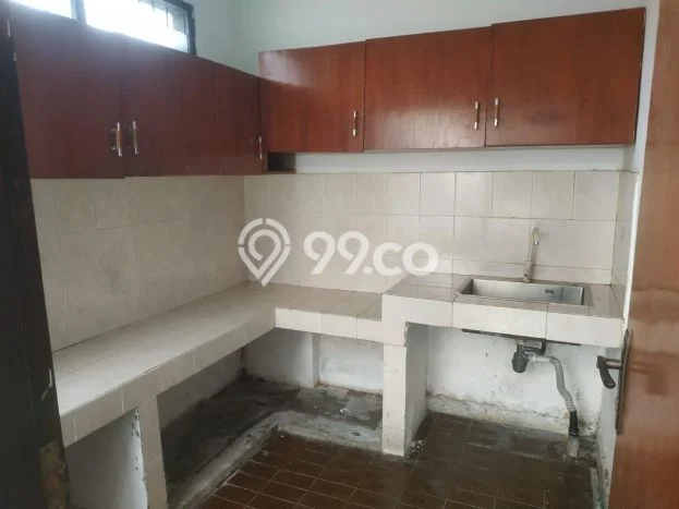 Disewakan Rumah Murah di Pasir Kaliki Bandung dengan 4 Kamar Tidur Disewakan Rumah Murah di Pasir Kaliki Bandung dengan 4 Kamar Tidur