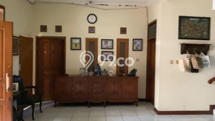 Siap Huni Rumah Mewah 4 Kamar di Antapani Dekat ke Mana Saja Siap Huni Rumah Mewah 4 Kamar di Antapani Dekat ke Mana Saja