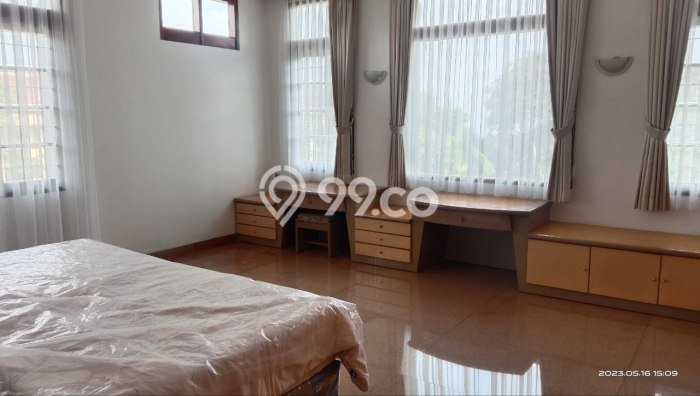 Hunian Elit LB 750m2 Siap Pakai Desain Elegan di Setiabudi, Bandung Hunian Elit LB 750m2 Siap Pakai Desain Elegan di Setiabudi, Bandung