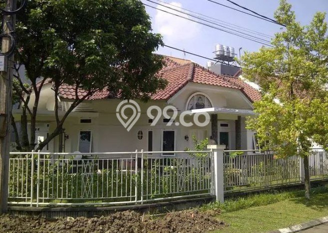 HARGA SPECIAL! Rumah Asri area Batununggal, Bandung, LT 374m² LB 220m² BISA KPR! HARGA SPECIAL! Rumah Asri area Batununggal, Bandung, LT 374m² LB 220m² BISA KPR!