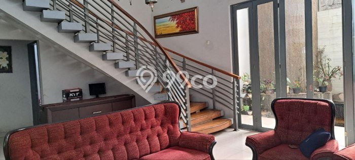 Rumah di Turangga, Bandung, Luas 447m2m² Bangunan 400m2m² Rumah di Turangga, Bandung, Luas 447m2m² Bangunan 400m2m²