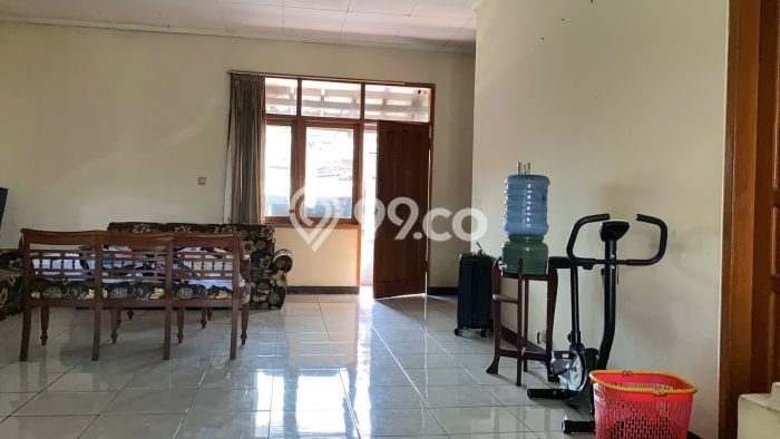 Siap Huni Rumah Mewah 4 Kamar di Antapani Dekat ke Mana Saja Siap Huni Rumah Mewah 4 Kamar di Antapani Dekat ke Mana Saja