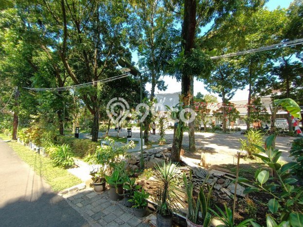 Rumah di Turangga, Bandung, Luas 447m2m² Bangunan 400m2m² Rumah di Turangga, Bandung, Luas 447m2m² Bangunan 400m2m²