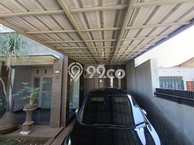 Rumah di Turangga, Bandung, Luas 447m2m² Bangunan 400m2m² Rumah di Turangga, Bandung, Luas 447m2m² Bangunan 400m2m²