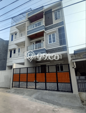 Jual Rumah Mewah Elegan Dengan View Cantik di Green Ville, Jakarta Barat Jual Rumah Mewah Elegan Dengan View Cantik di Green Ville, Jakarta Barat