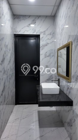 Lokasi Strategis! Dijual Komersial Bisnis di Menteng, Jakarta Pusat Kondisi Bagus Lokasi Strategis! Dijual Komersial Bisnis di Menteng, Jakarta Pusat Kondisi Bagus