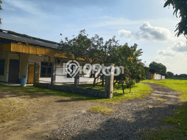 HARGA MENARIK! Tanah Kawasan Neglasari, Luas 35000m2m², Lingkungan Nyaman, Bebas Banjir HARGA MENARIK! Tanah Kawasan Neglasari, Luas 35000m2m², Lingkungan Nyaman, Bebas Banjir