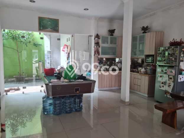 For Sale! Premium House LT 200m2 Desain Modern di Kemanggisan For Sale! Premium House LT 200m2 Desain Modern di Kemanggisan