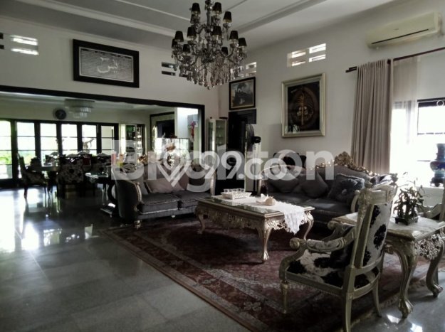For Sale Rumah Elit Exclusive di Menteng, Jakarta Pusat For Sale Rumah Elit Exclusive di Menteng, Jakarta Pusat
