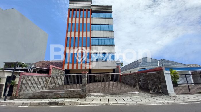 Unit Komersial Dijual di Jakarta Pusat LT 547m2 & LB 1900m2 Unit Komersial Dijual di Jakarta Pusat LT 547m2 & LB 1900m2