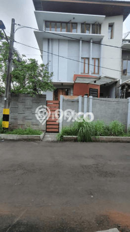 Dijual Rumah Premium dengan Fasilitas Sekitar Komplit di Kelapa Gading, Jakarta Utara Dijual Rumah Premium dengan Fasilitas Sekitar Komplit di Kelapa Gading, Jakarta Utara