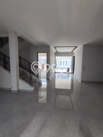 For Sale Rumah Elit Exclusive di BSD, Tangerang Selatan For Sale Rumah Elit Exclusive di BSD, Tangerang Selatan