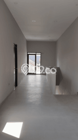 Dijual Rumah Modern 2 KT di Taman Kopo Indah, Bandung Dijual Rumah Modern 2 KT di Taman Kopo Indah, Bandung