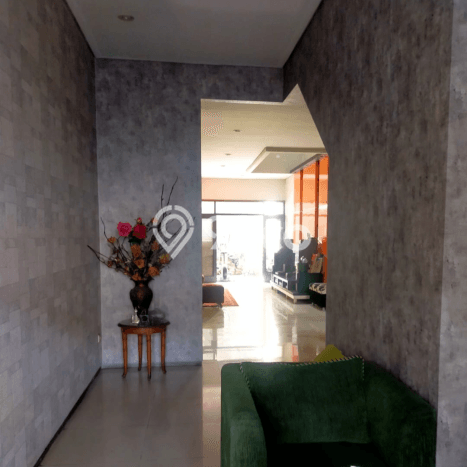 Ready to Use! Luxury House LT 225m2 Desain Modern di Bandung Kota Ready to Use! Luxury House LT 225m2 Desain Modern di Bandung Kota
