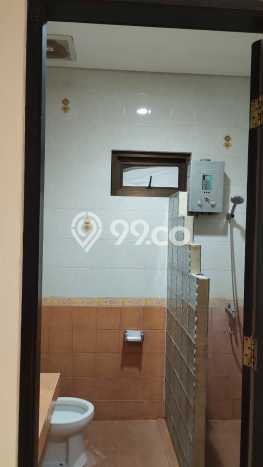 Rumah Luxury Modern Tanpa Renovasi di Kav DKI Jakarta Barat Rumah Luxury Modern Tanpa Renovasi di Kav DKI Jakarta Barat