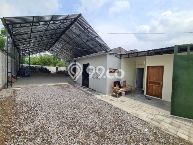 Area Ramai! Gudang Dijual di Magetan untuk Bisnis Luas Bangunan 150m2 Area Ramai! Gudang Dijual di Magetan untuk Bisnis Luas Bangunan 150m2