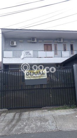 Rumah Modern Minimalis 4 KT Bisa Langsung Pindah di Pesanggrahan Rumah Modern Minimalis 4 KT Bisa Langsung Pindah di Pesanggrahan